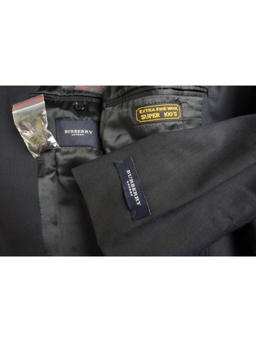 Burberry London Solid Navy Blue S100s Wool 2 Pc Suit Jacket Pant 46R Brand NEW